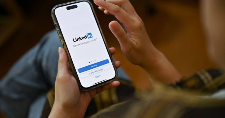 Jak Nastavit LinkedIn Reklamu V Roce 2026: Krok Za Krokem!
