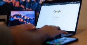 Google Moje Firma: 7 Důvodů, proč vytvořit firemní profil na Googlu